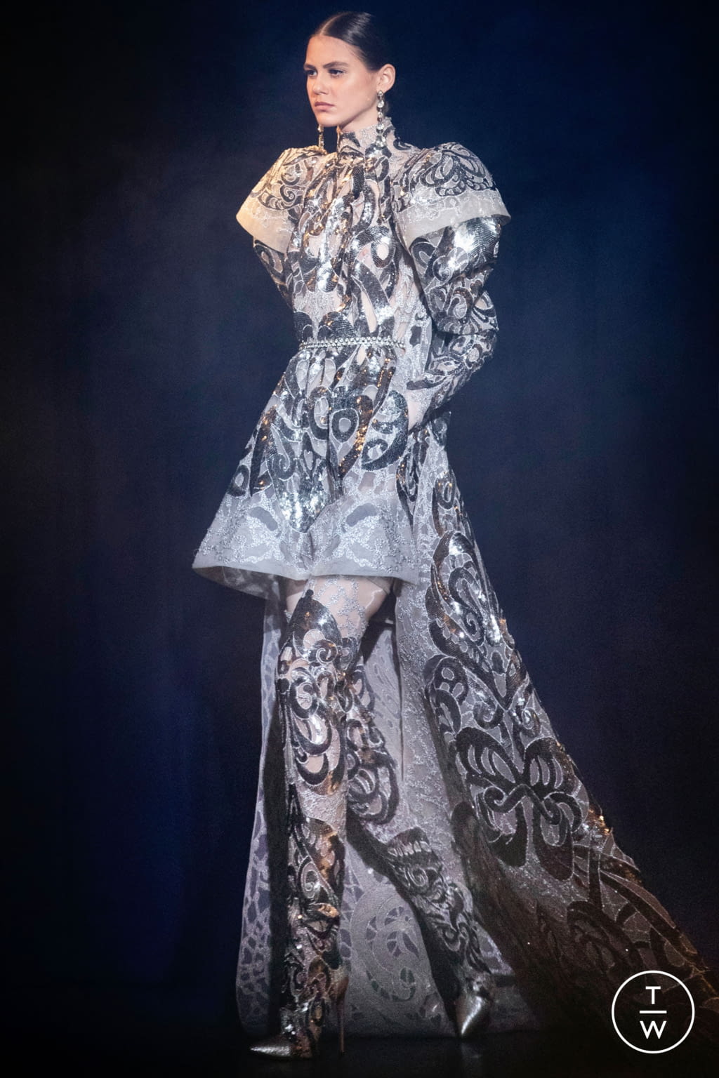 Fashion Week Paris Spring/Summer 2021 look 15 de la collection Elie Saab couture