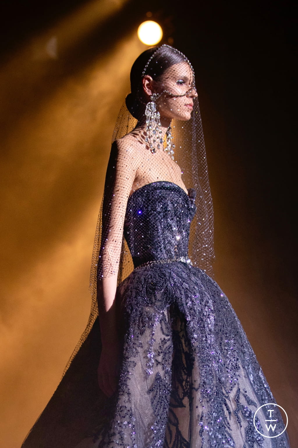 Fashion Week Paris Spring/Summer 2021 look 42 from the Elie Saab collection 高级定制