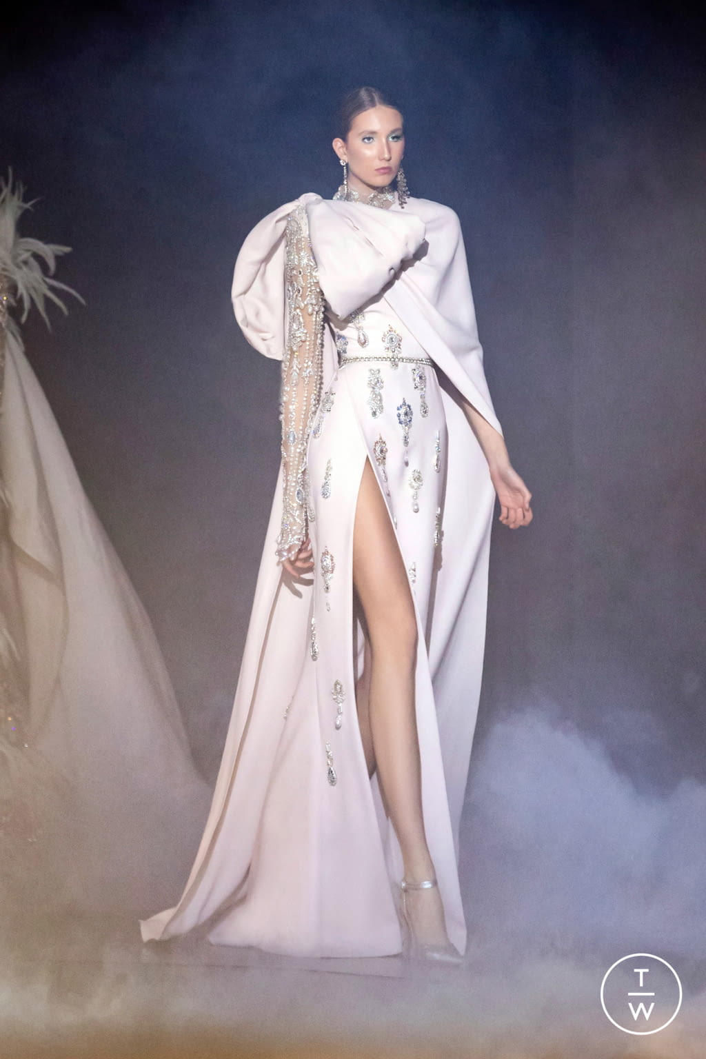 Fashion Week Paris Spring/Summer 2021 look 48 from the Elie Saab collection couture