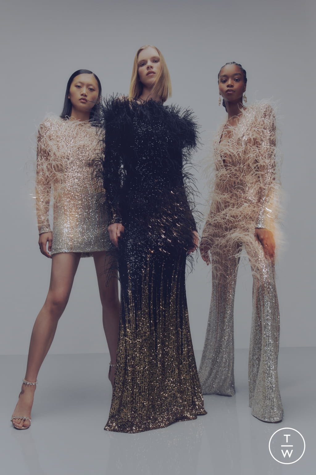 Fashion Week Paris Pre-Fall 2022 look 1 from the Elie Saab collection womenswear