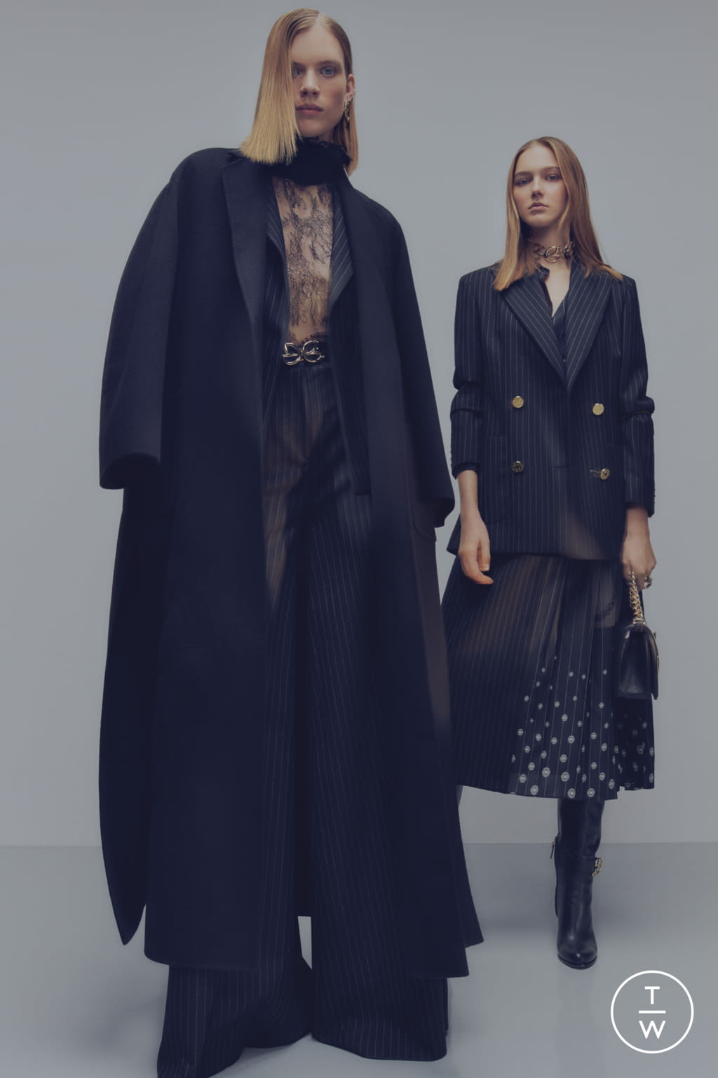 Fashion Week Paris Pre-Fall 2022 look 4 from the Elie Saab collection womenswear