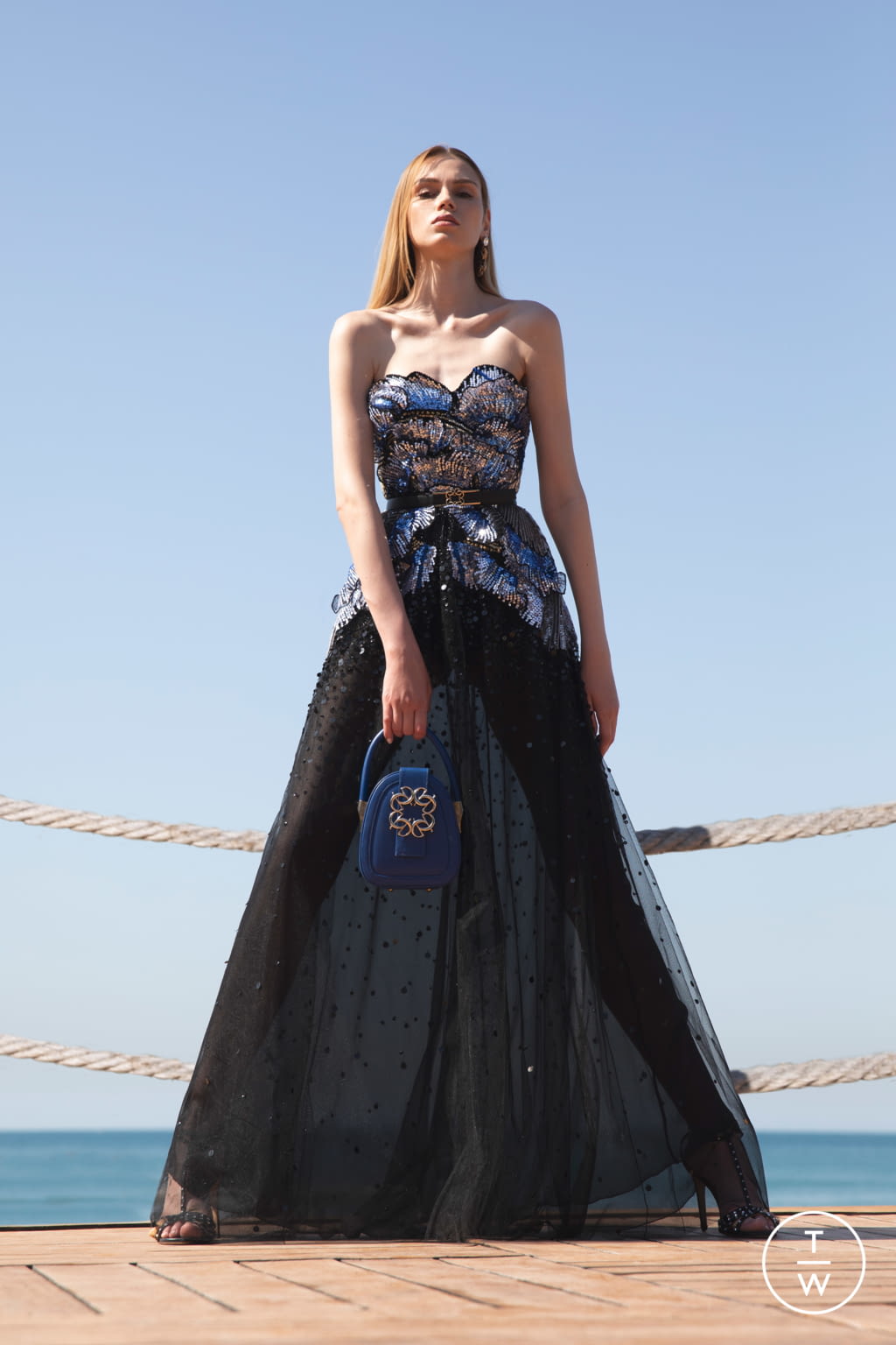 Fashion Week Paris Resort 2022 look 33 from the Elie Saab collection womenswear