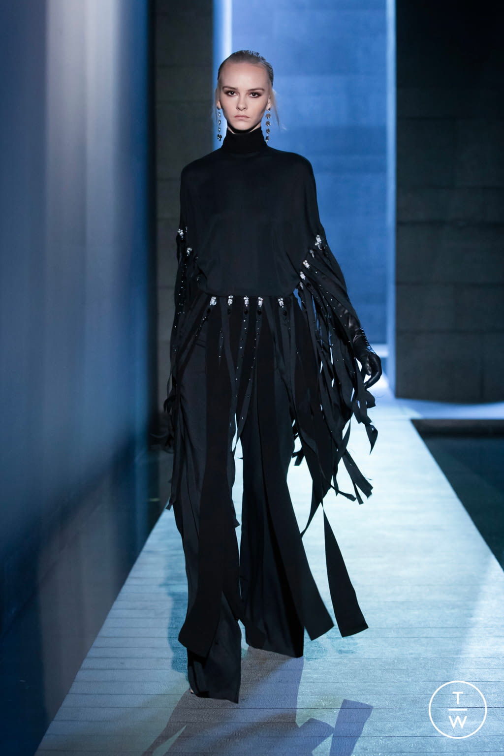 Fashion Week Paris Fall/Winter 2021 look 30 de la collection Elie Saab womenswear