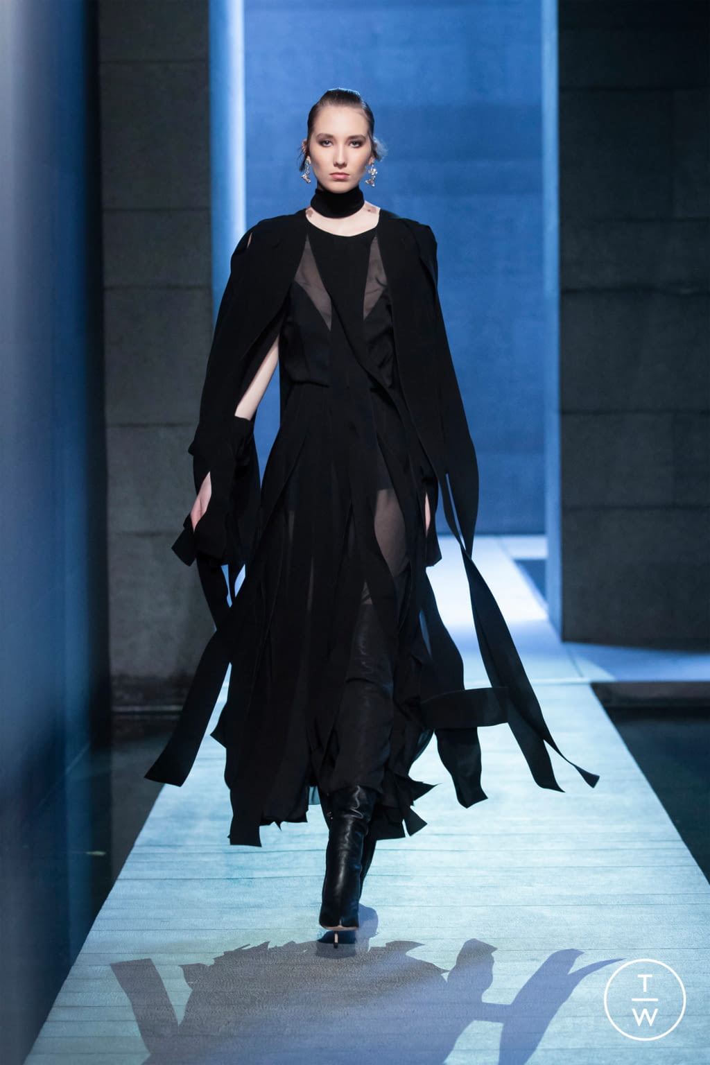Fashion Week Paris Fall/Winter 2021 look 31 de la collection Elie Saab womenswear