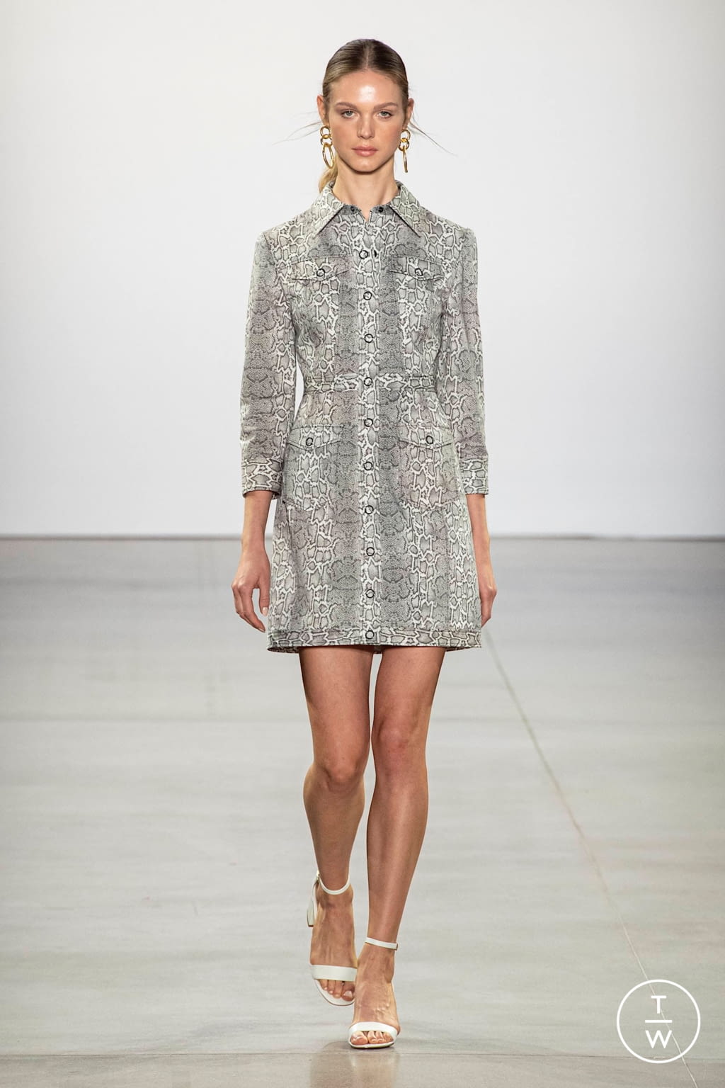 Fashion Week New York Spring/Summer 2020 look 3 from the Elie Tahari collection womenswear