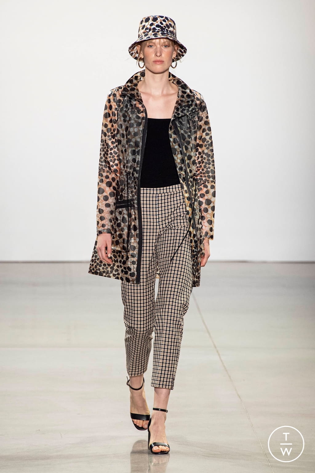 Fashion Week New York Spring/Summer 2020 look 15 de la collection Elie Tahari womenswear