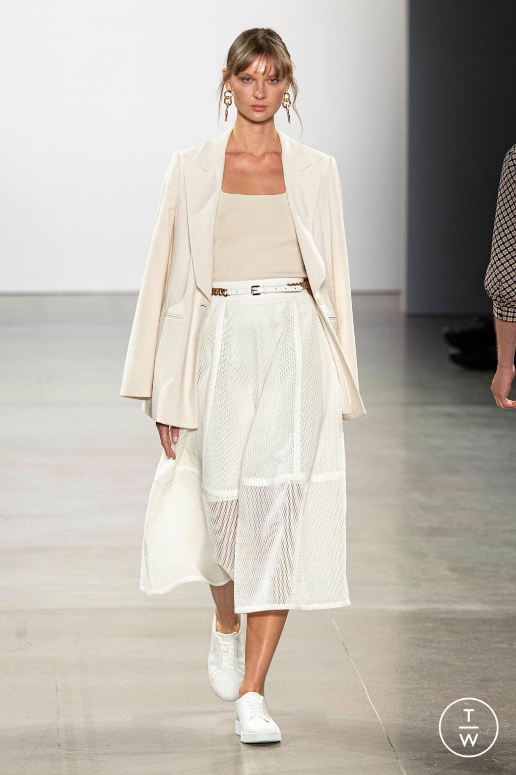 Fashion Week New York Spring/Summer 2020 look 18 from the Elie Tahari collection 女装