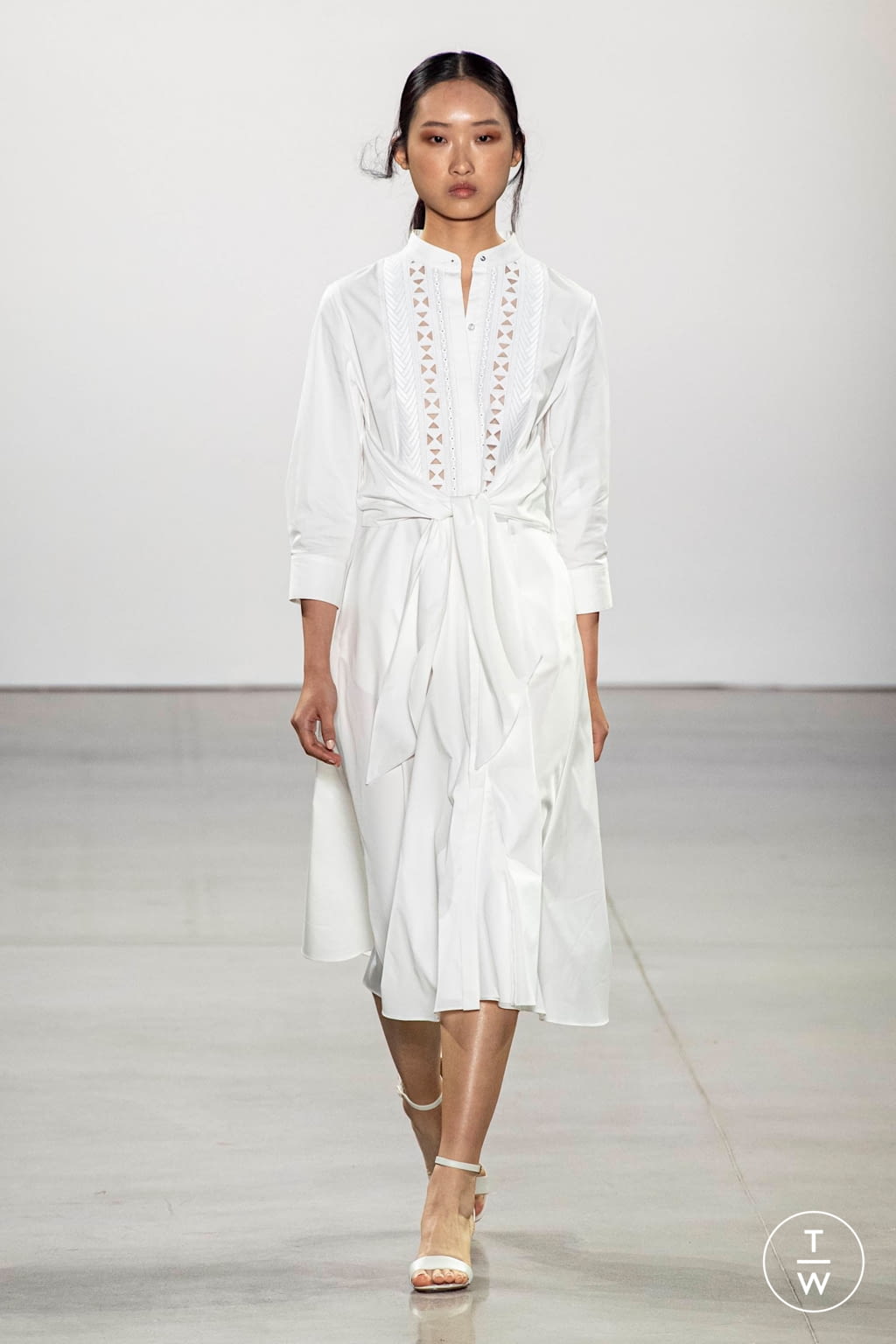 Fashion Week New York Spring/Summer 2020 look 20 from the Elie Tahari collection 女装