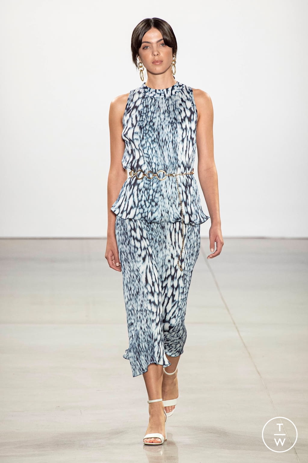 Fashion Week New York Spring/Summer 2020 look 25 from the Elie Tahari collection 女装