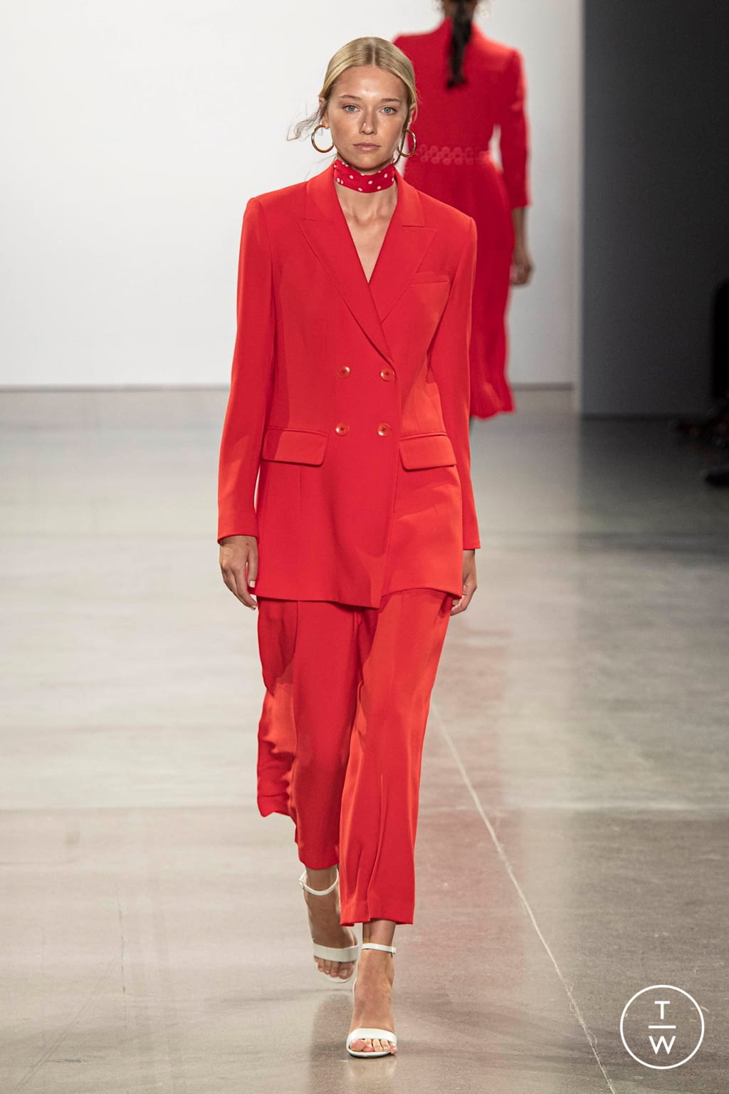 Fashion Week New York Spring/Summer 2020 look 38 from the Elie Tahari collection womenswear