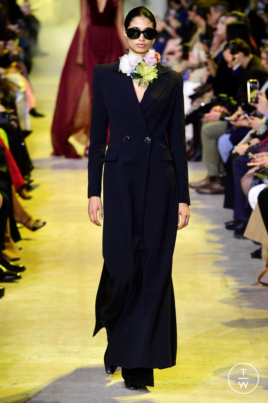 Fashion Week Paris Fall/Winter 2023 look 15 de la collection Elie Saab womenswear