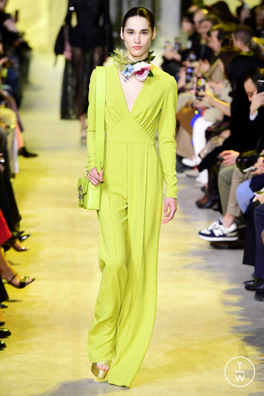 Fashion Week Paris Fall/Winter 2023 look 30 de la collection Elie Saab womenswear