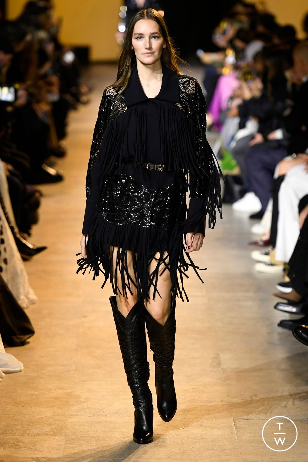 Fashion Week Paris Fall/Winter 2024 look 53 de la collection Elie Saab womenswear