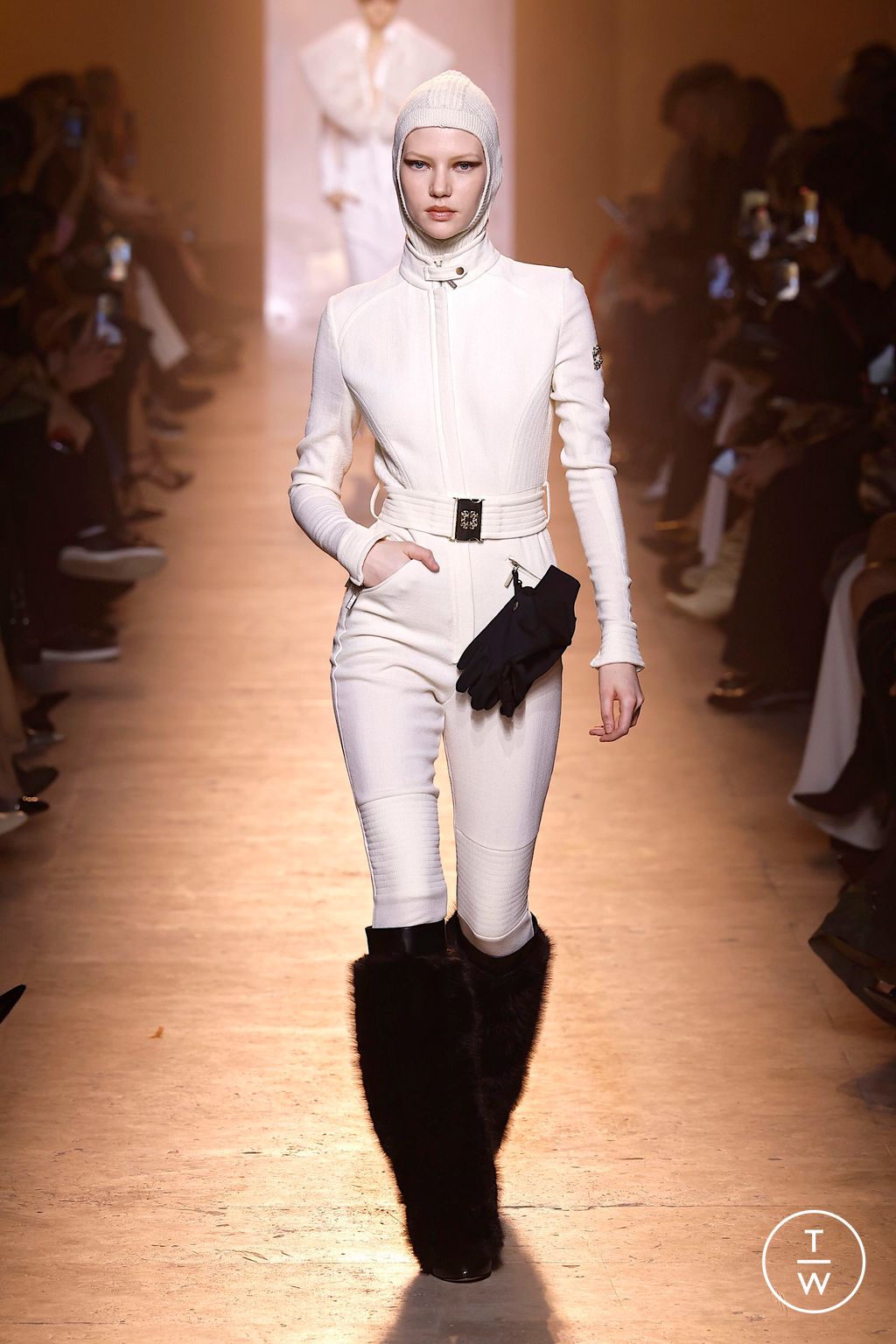 Fashion Week Paris Fall/Winter 2025 look 57 from the Elie Saab collection womenswear