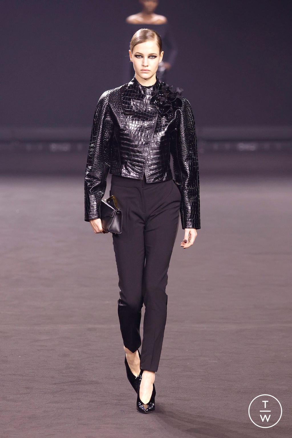 Fashion Week Paris Fall/Winter 2026 look 2 from the Elie Saab collection womenswear