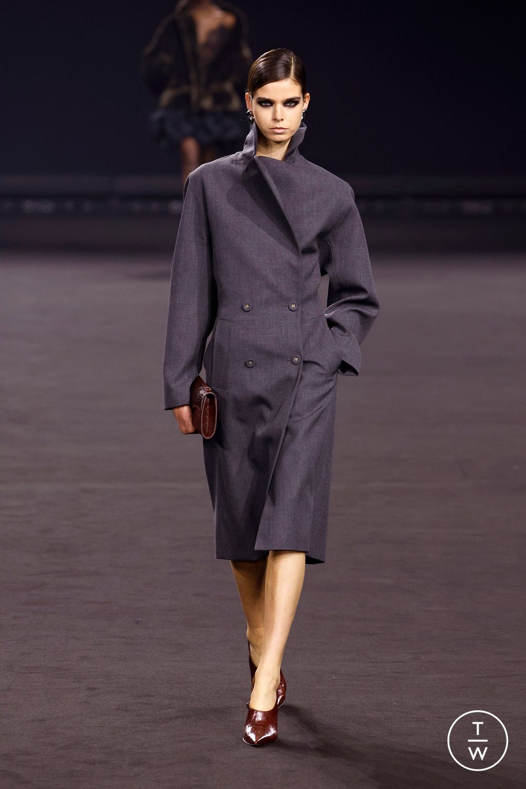 Fashion Week Paris Fall/Winter 2026 look 24 from the Elie Saab collection womenswear