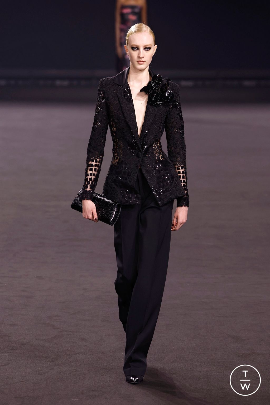 Fashion Week Paris Fall/Winter 2026 look 36 from the Elie Saab collection womenswear