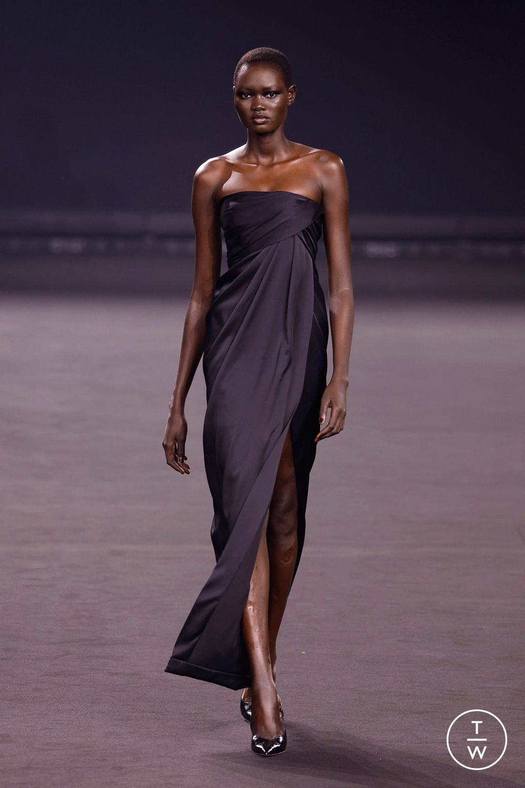 Fashion Week Paris Fall/Winter 2026 look 59 from the Elie Saab collection womenswear