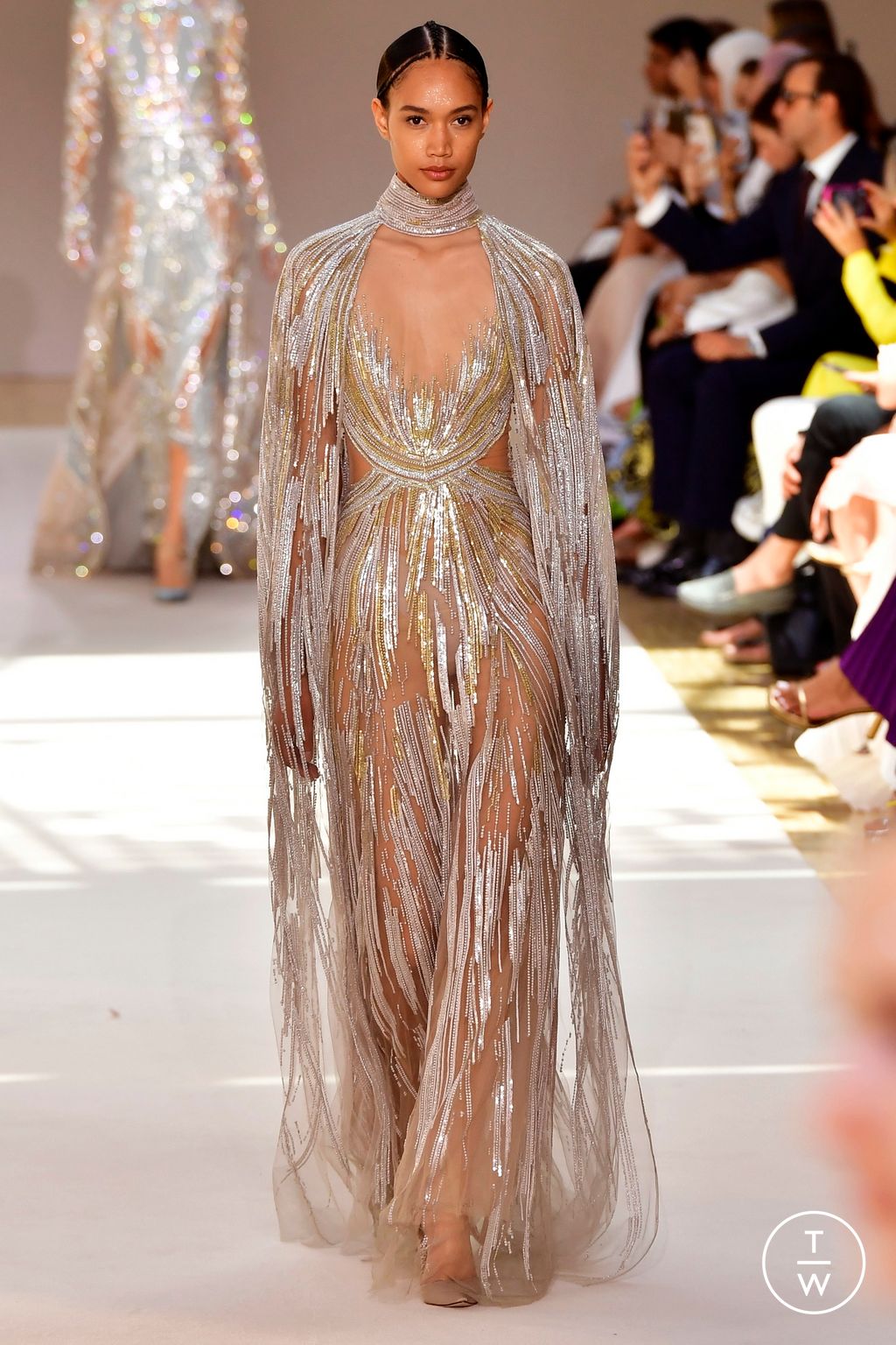 Fashion Week Paris Fall/Winter 2022 look 20 from the Elie Saab collection couture