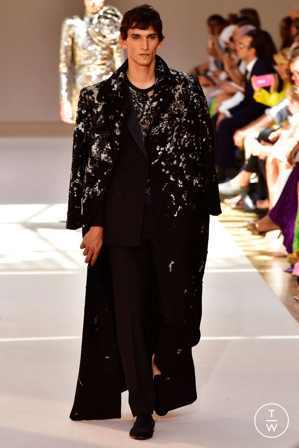 Fashion Week Paris Fall/Winter 2022 look 60 from the Elie Saab collection couture