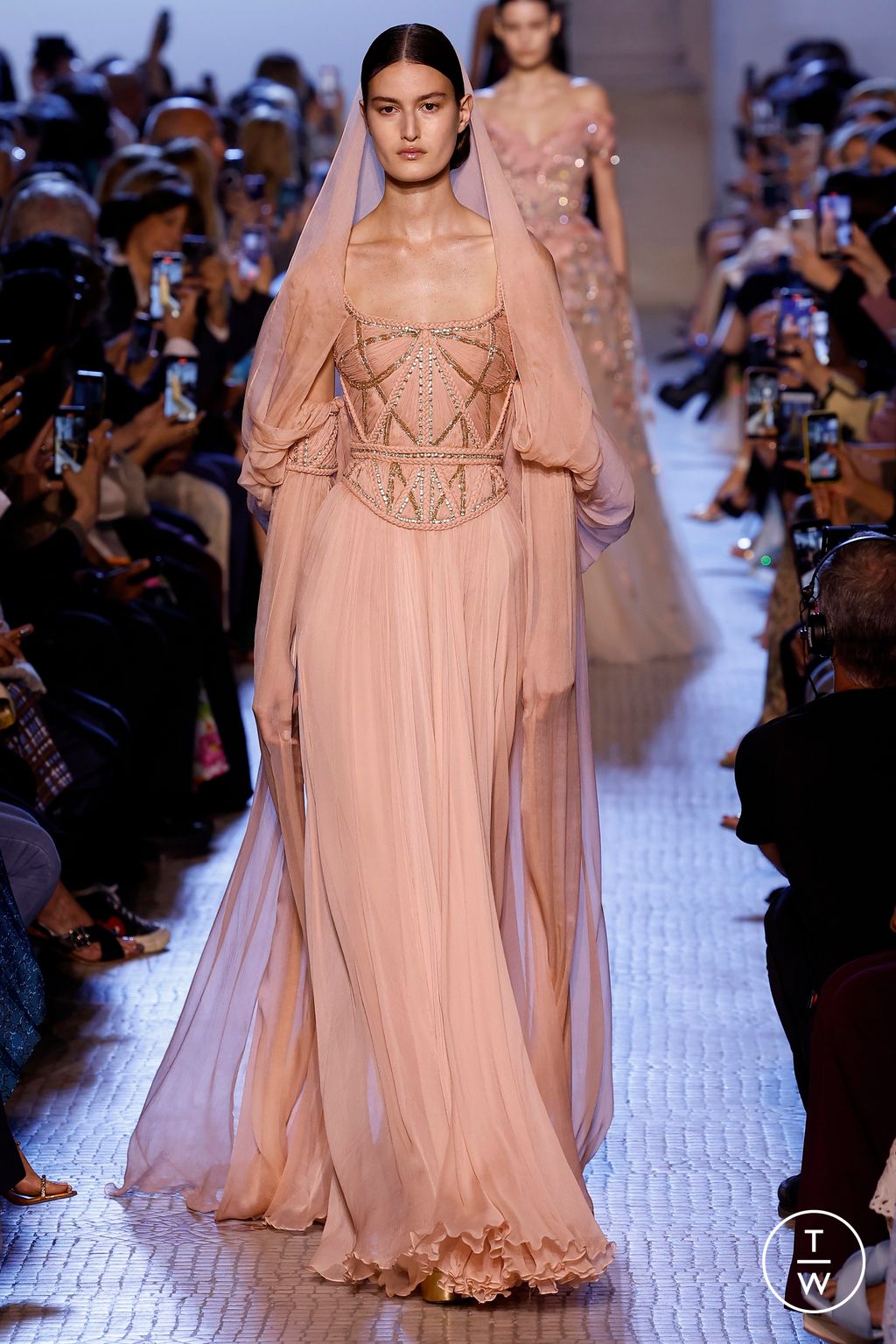 Fashion Week Paris Fall/Winter 2023 look 3 from the Elie Saab collection couture