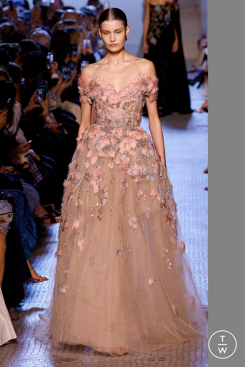 Fashion Week Paris Fall/Winter 2023 look 4 from the Elie Saab collection couture