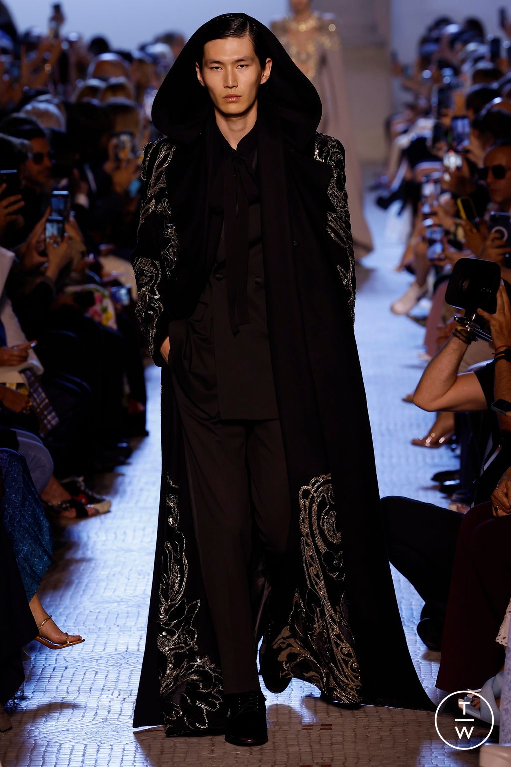 Fashion Week Paris Fall/Winter 2023 look 12 from the Elie Saab collection couture