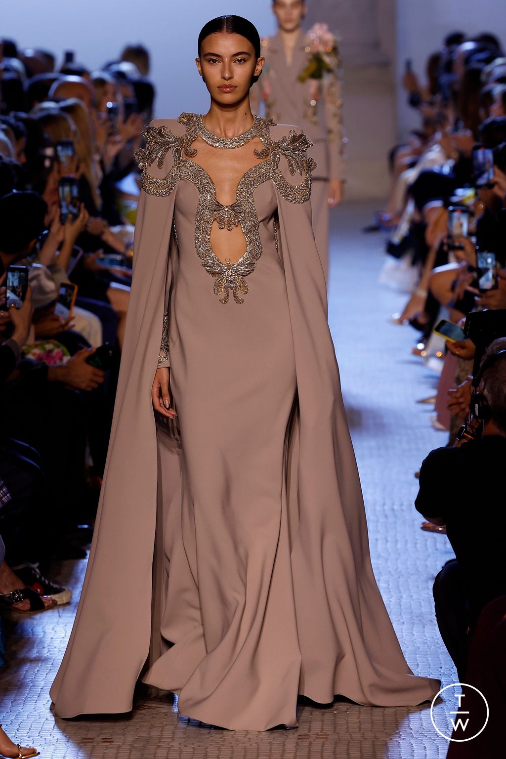 Fashion Week Paris Fall/Winter 2023 look 13 from the Elie Saab collection couture
