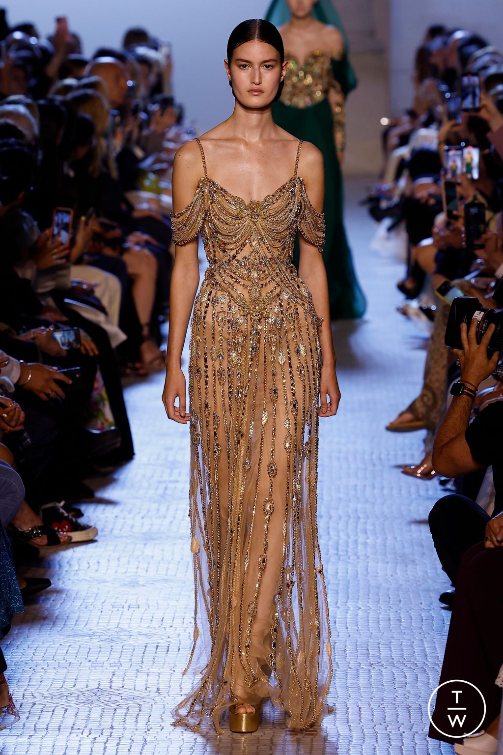 Fashion Week Paris Fall/Winter 2023 look 41 from the Elie Saab collection couture