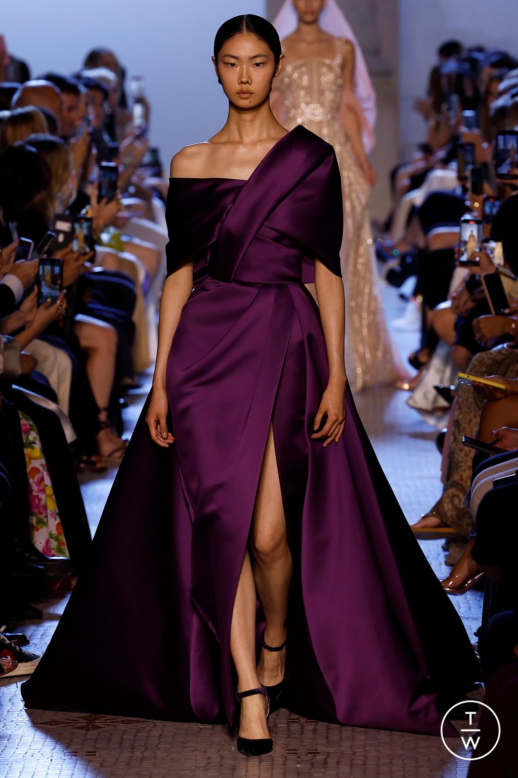 Fashion Week Paris Fall/Winter 2023 look 45 from the Elie Saab collection couture