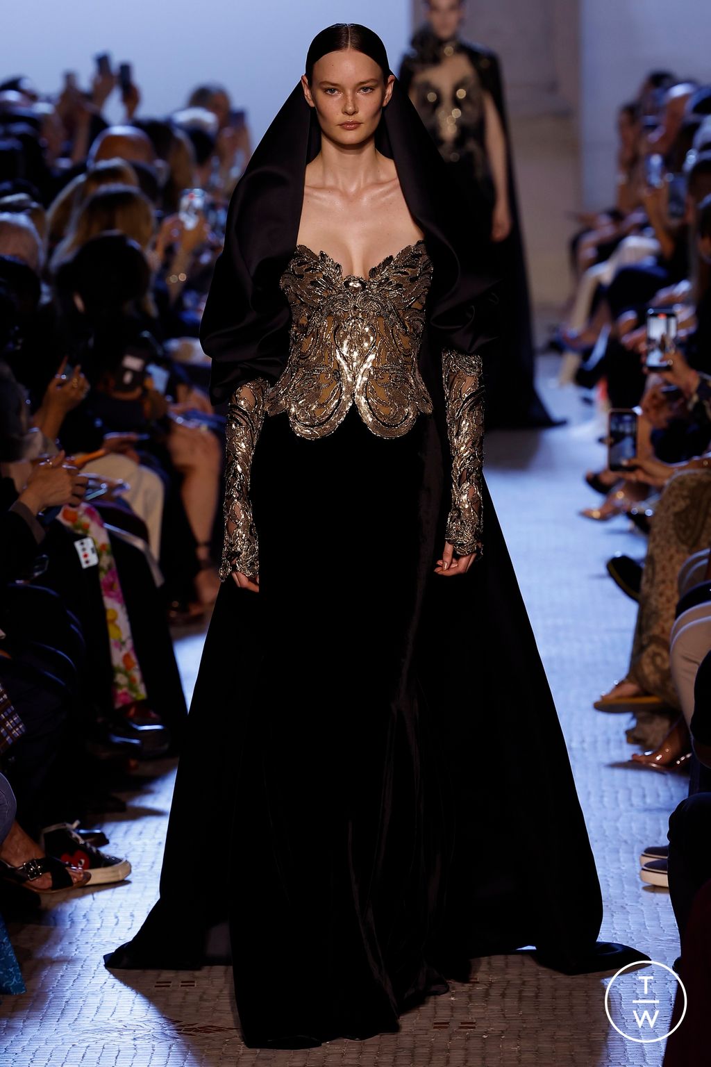Fashion Week Paris Fall/Winter 2023 look 49 from the Elie Saab collection couture