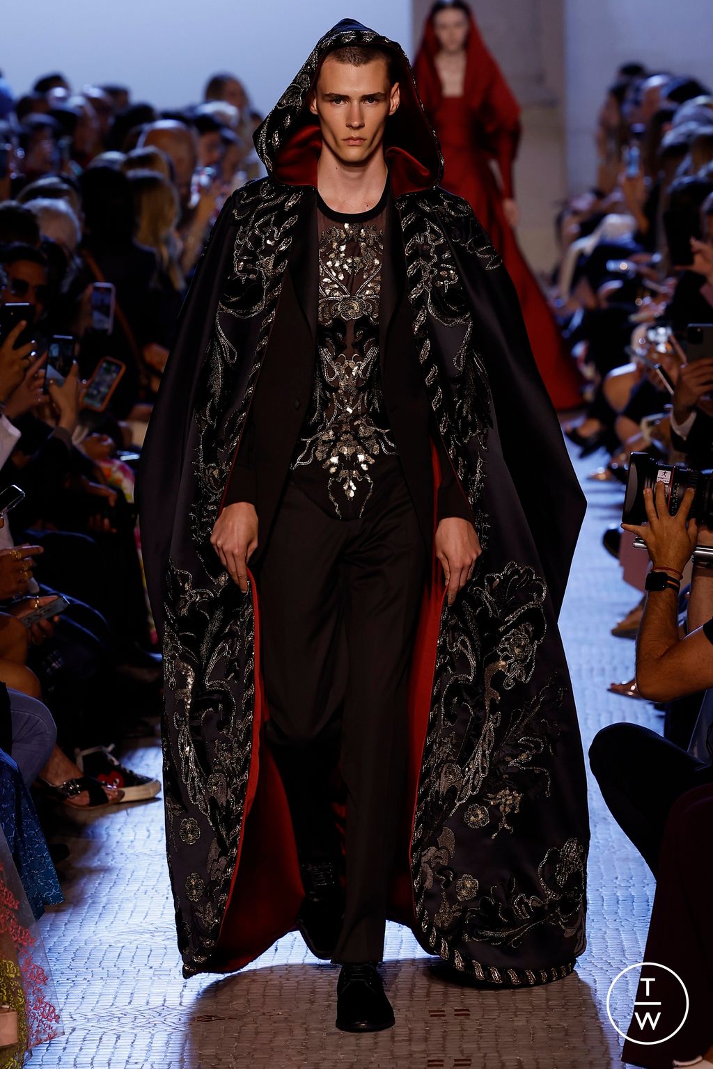 Fashion Week Paris Fall/Winter 2023 look 59 from the Elie Saab collection couture