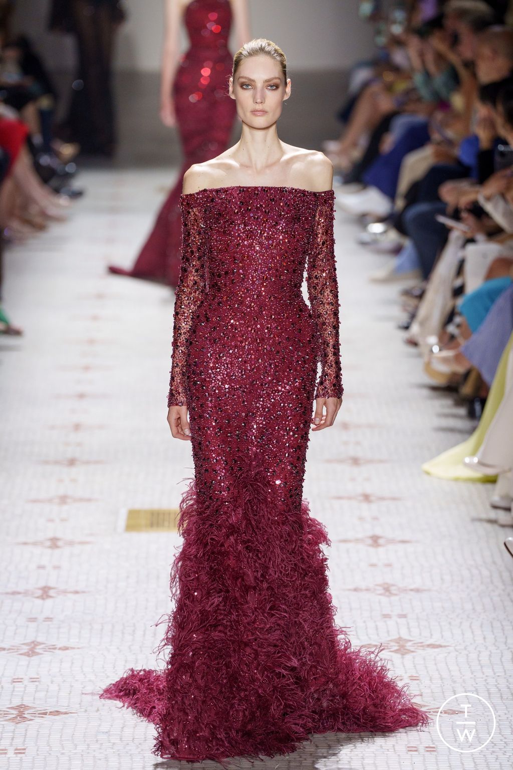 Fashion Week Paris Fall/Winter 2024 look 25 from the Elie Saab collection couture