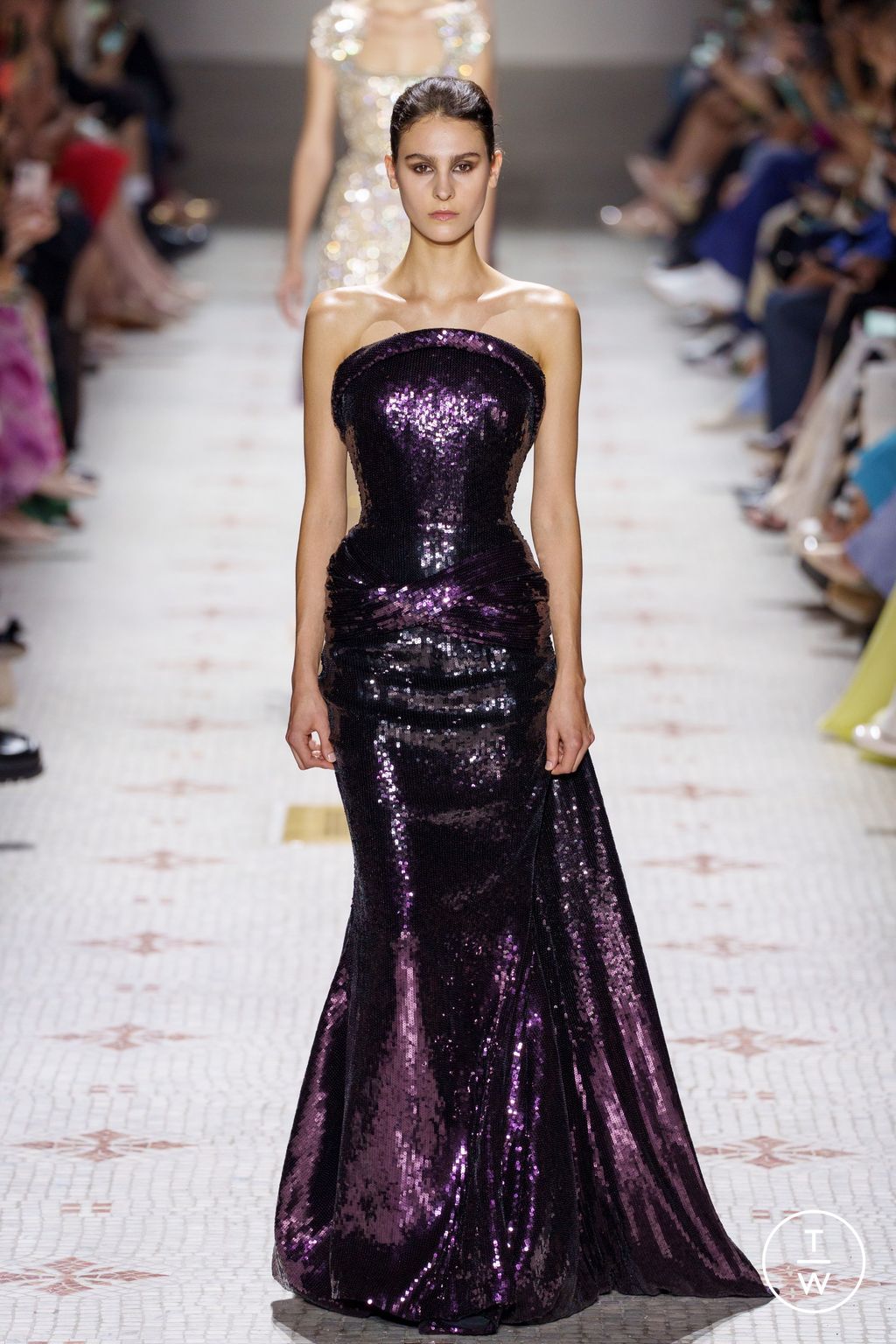 Fashion Week Paris Fall/Winter 2024 look 42 de la collection Elie Saab couture