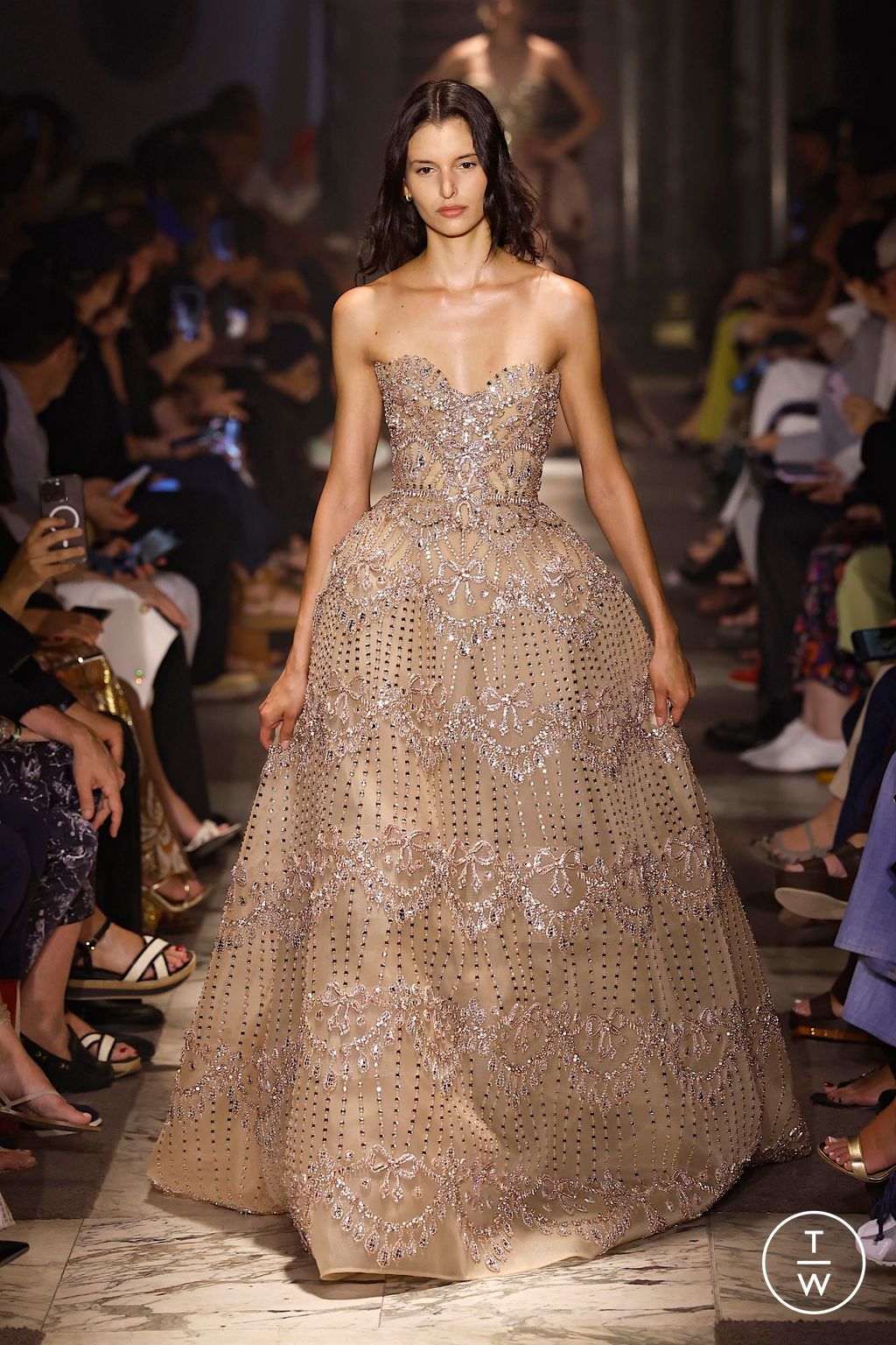 Fashion Week Paris Fall/Winter 2025 look 50 from the Elie Saab collection couture