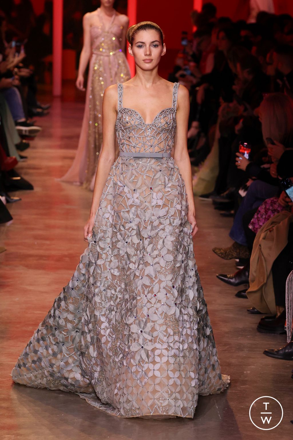 Fashion Week Paris Spring/Summer 2024 look 8 from the Elie Saab collection 高级定制