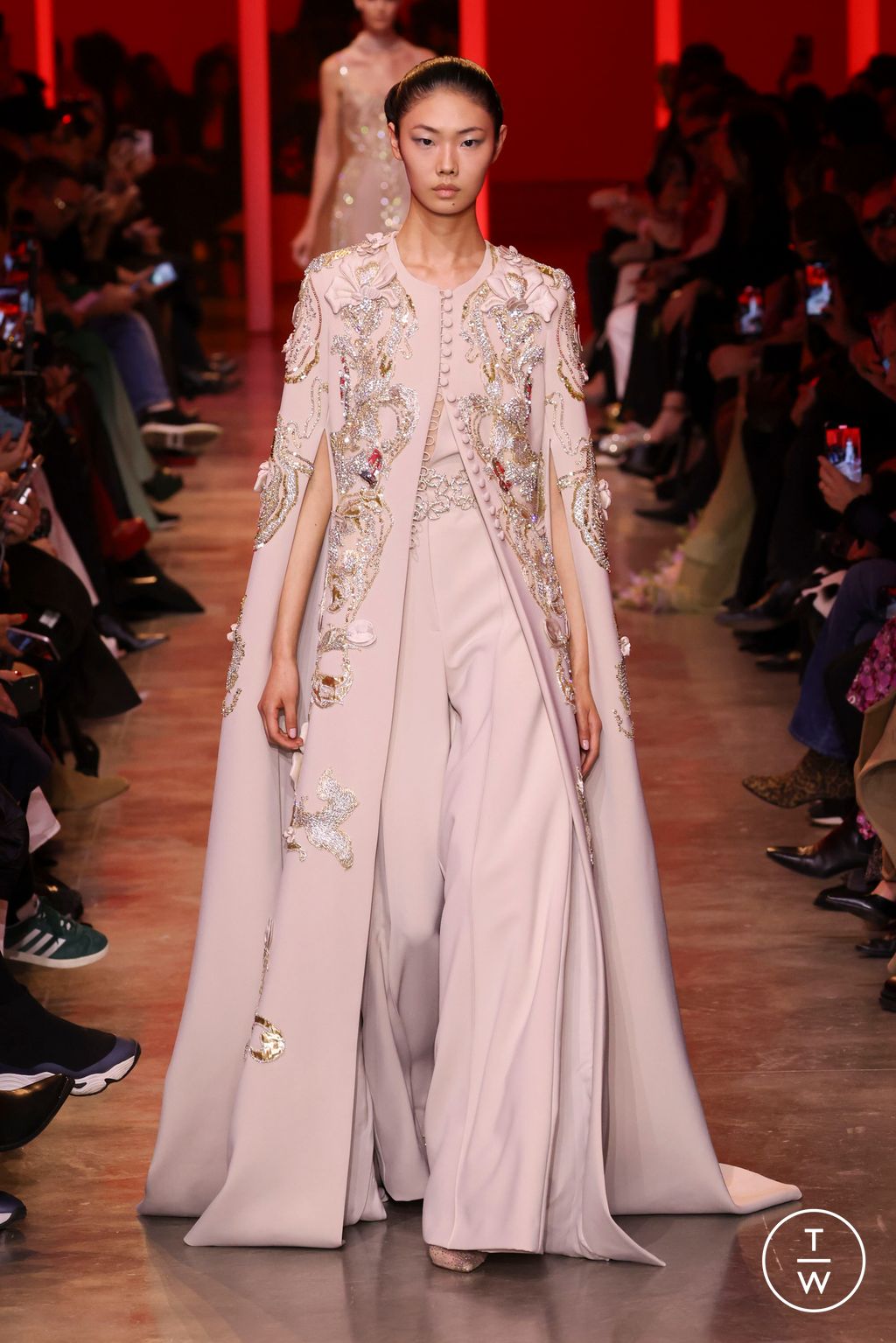 Fashion Week Paris Spring/Summer 2024 look 15 from the Elie Saab collection 高级定制