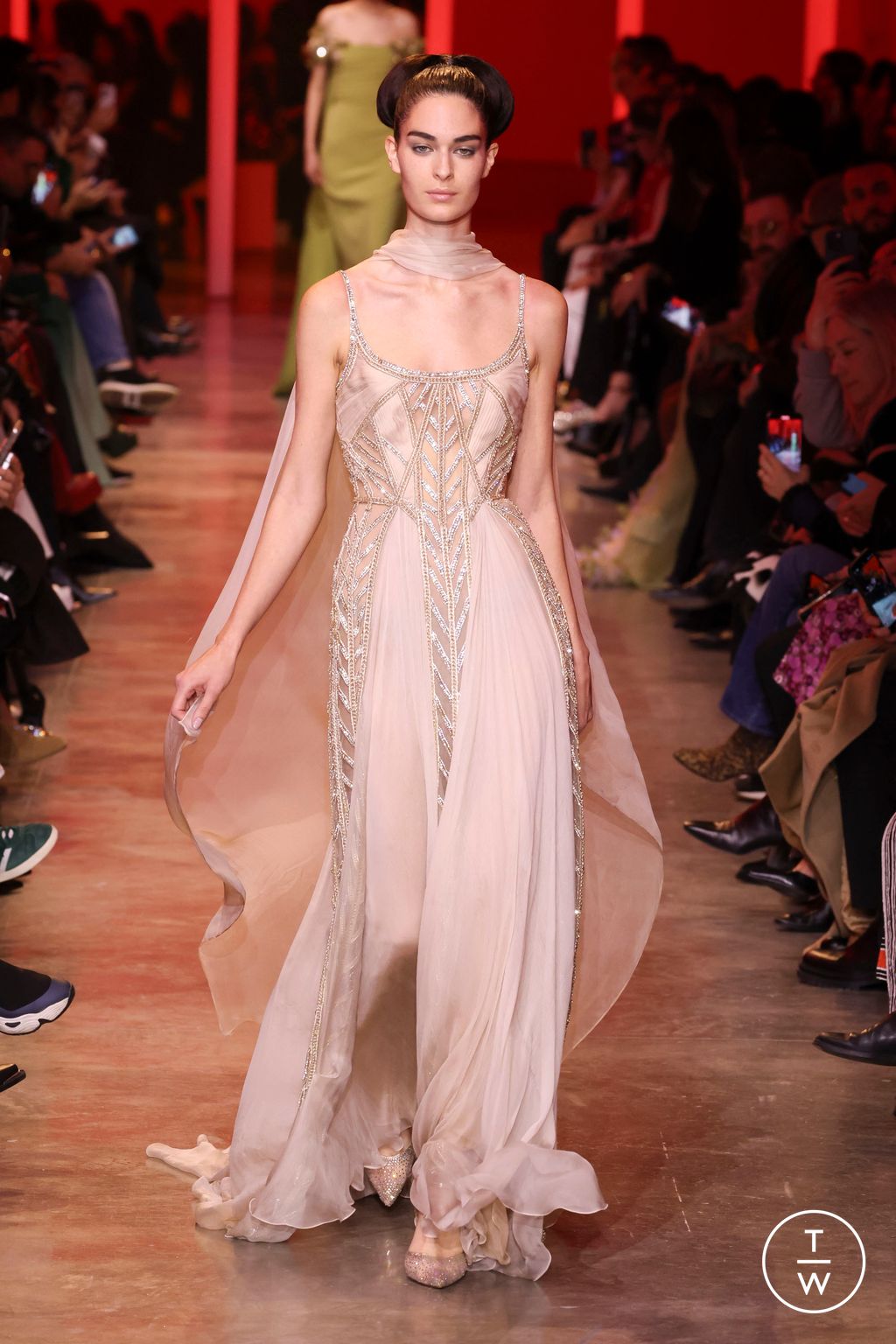 Fashion Week Paris Spring/Summer 2024 look 16 from the Elie Saab collection couture