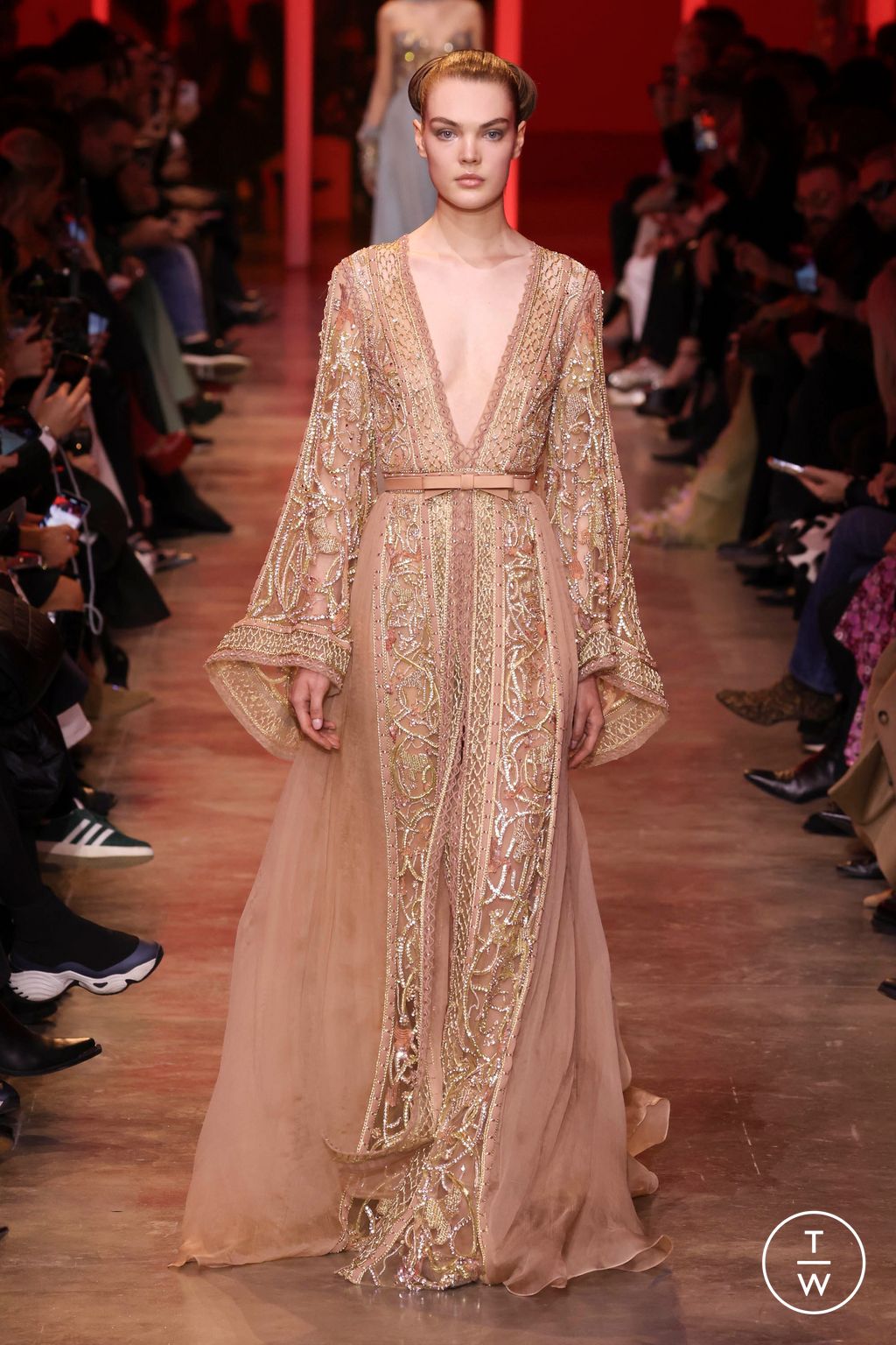Fashion Week Paris Spring/Summer 2024 look 25 from the Elie Saab collection couture