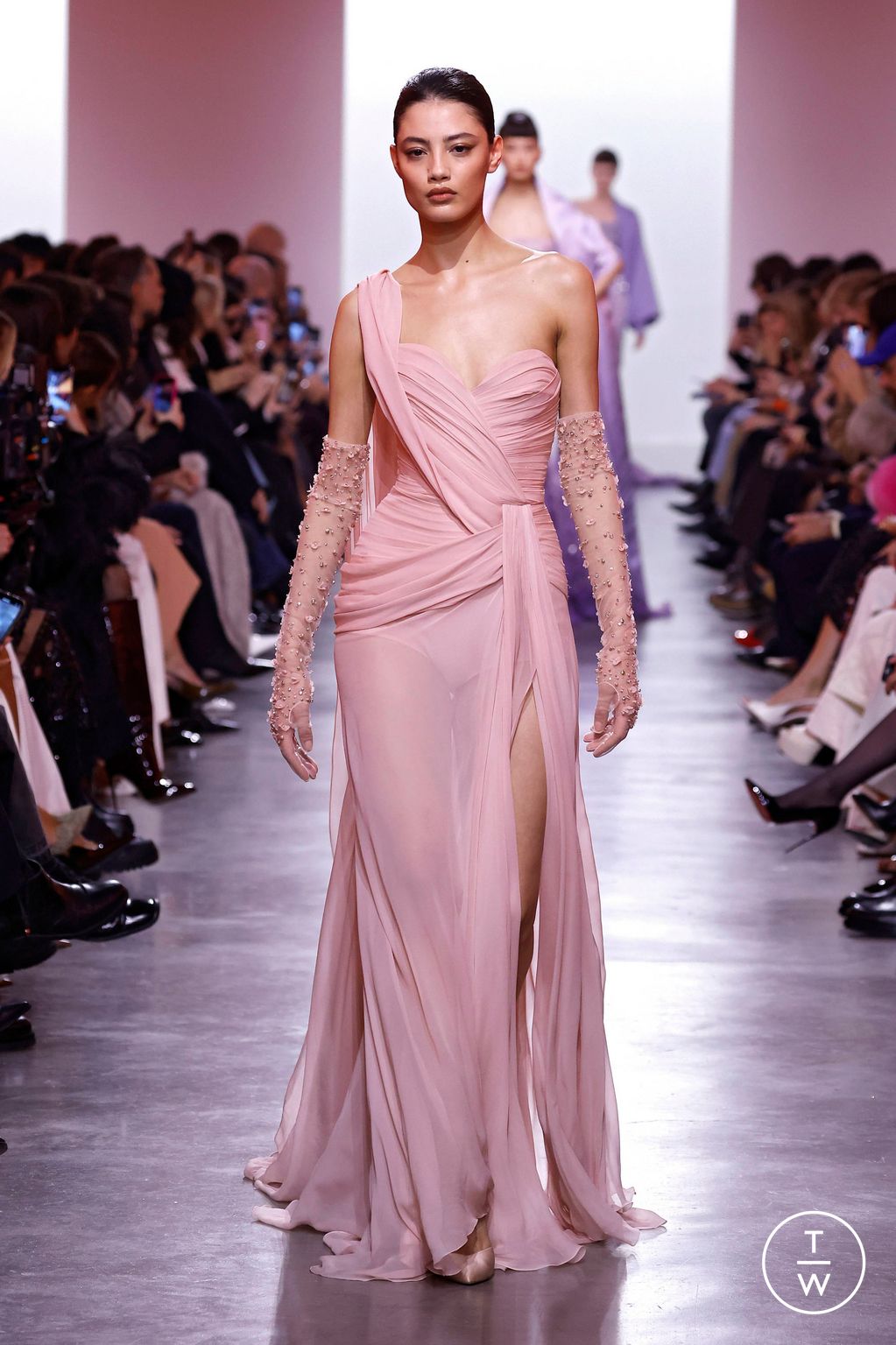 Fashion Week Paris Spring/Summer 2025 look 7 from the Elie Saab collection couture