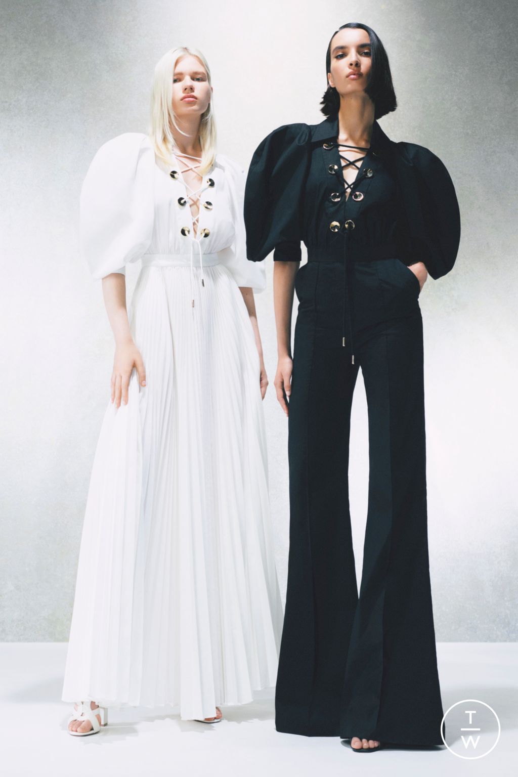Fashion Week Paris Resort 2023 look 3 de la collection Elie Saab womenswear