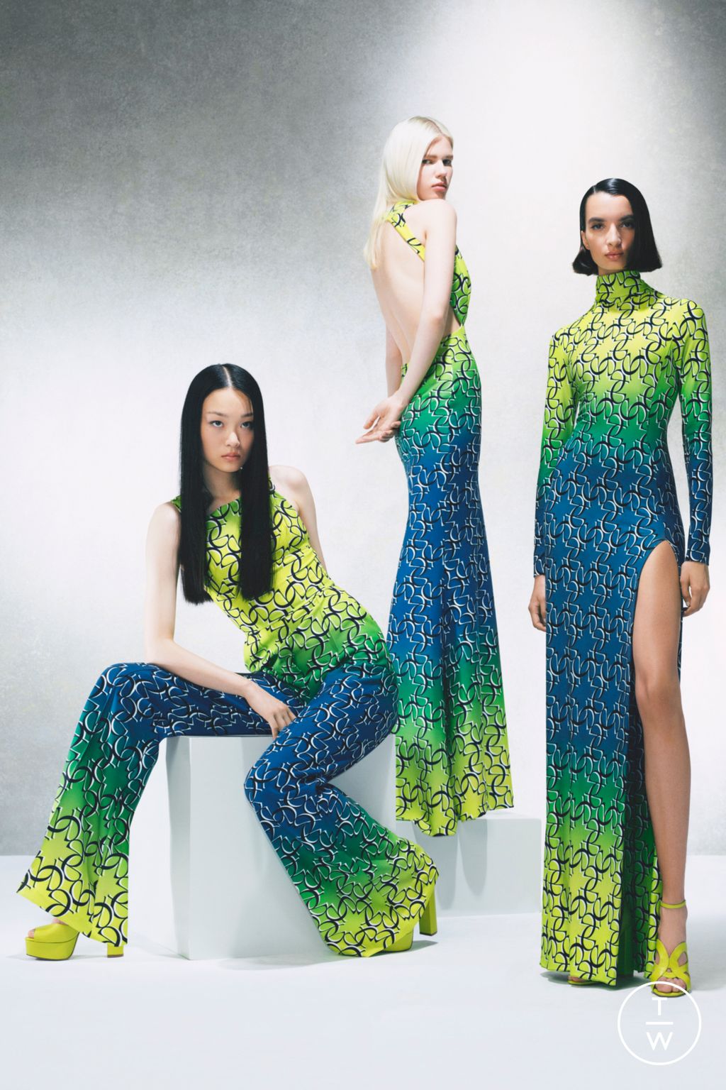 Fashion Week Paris Resort 2023 look 19 de la collection Elie Saab womenswear