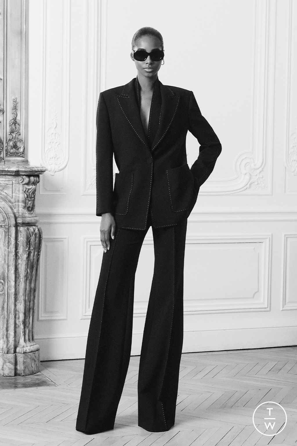 Fashion Week Paris Pre-Fall 2024 look 13 from the Elie Saab collection womenswear