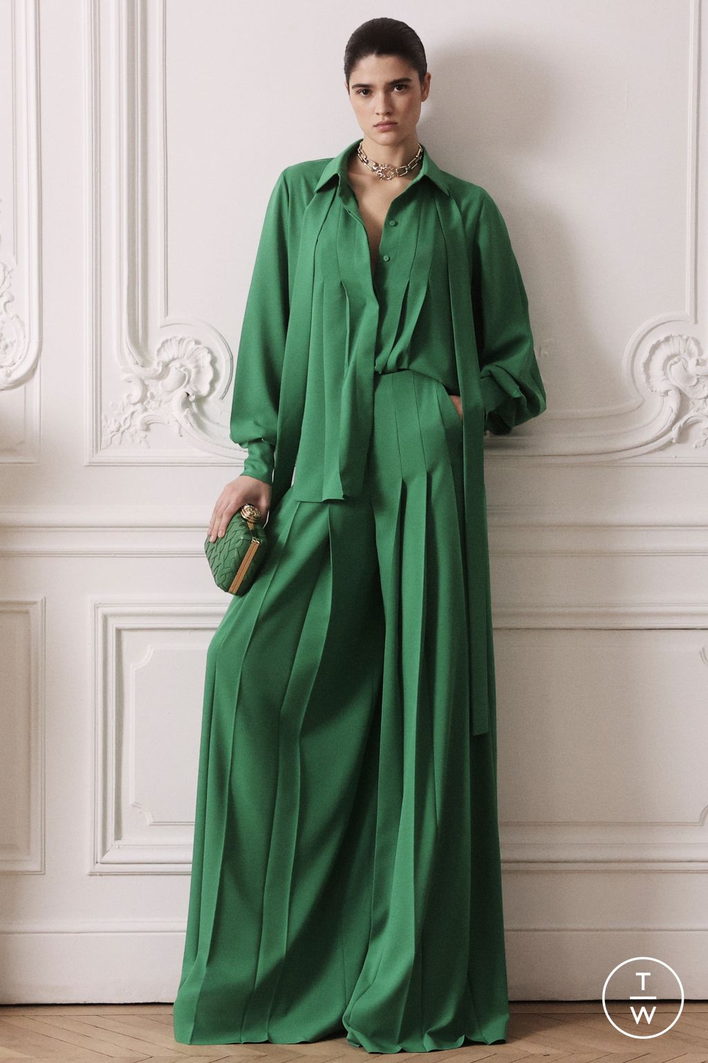 Fashion Week Paris Pre-Fall 2024 look 16 from the Elie Saab collection womenswear