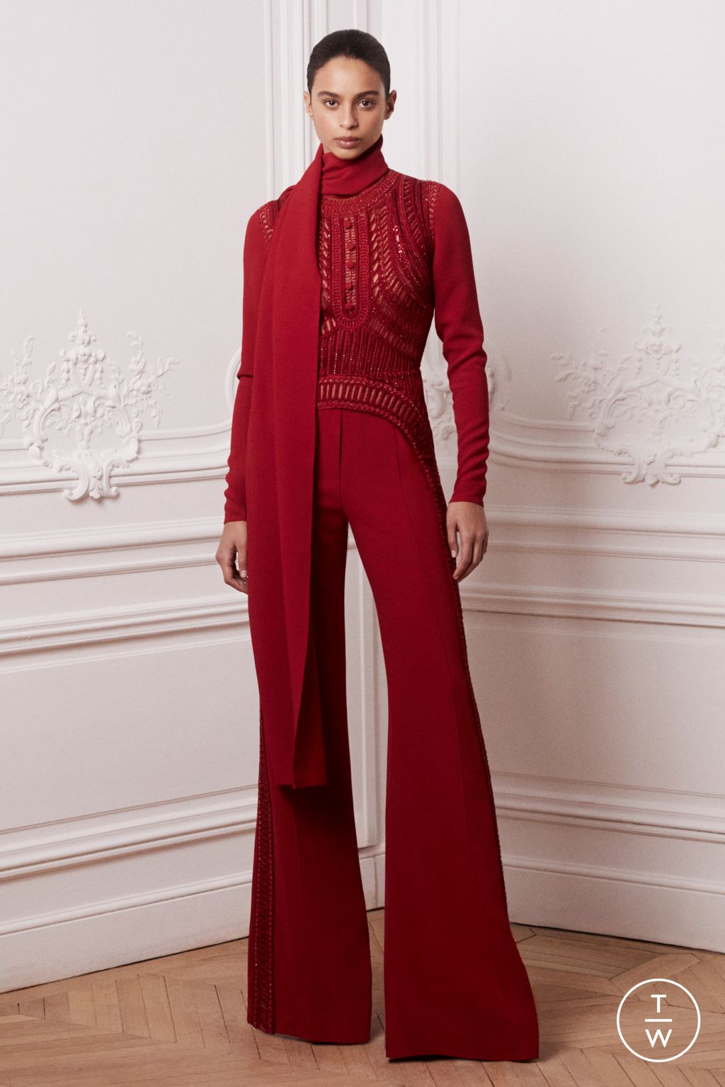 Fashion Week Paris Pre-Fall 2024 look 35 from the Elie Saab collection womenswear