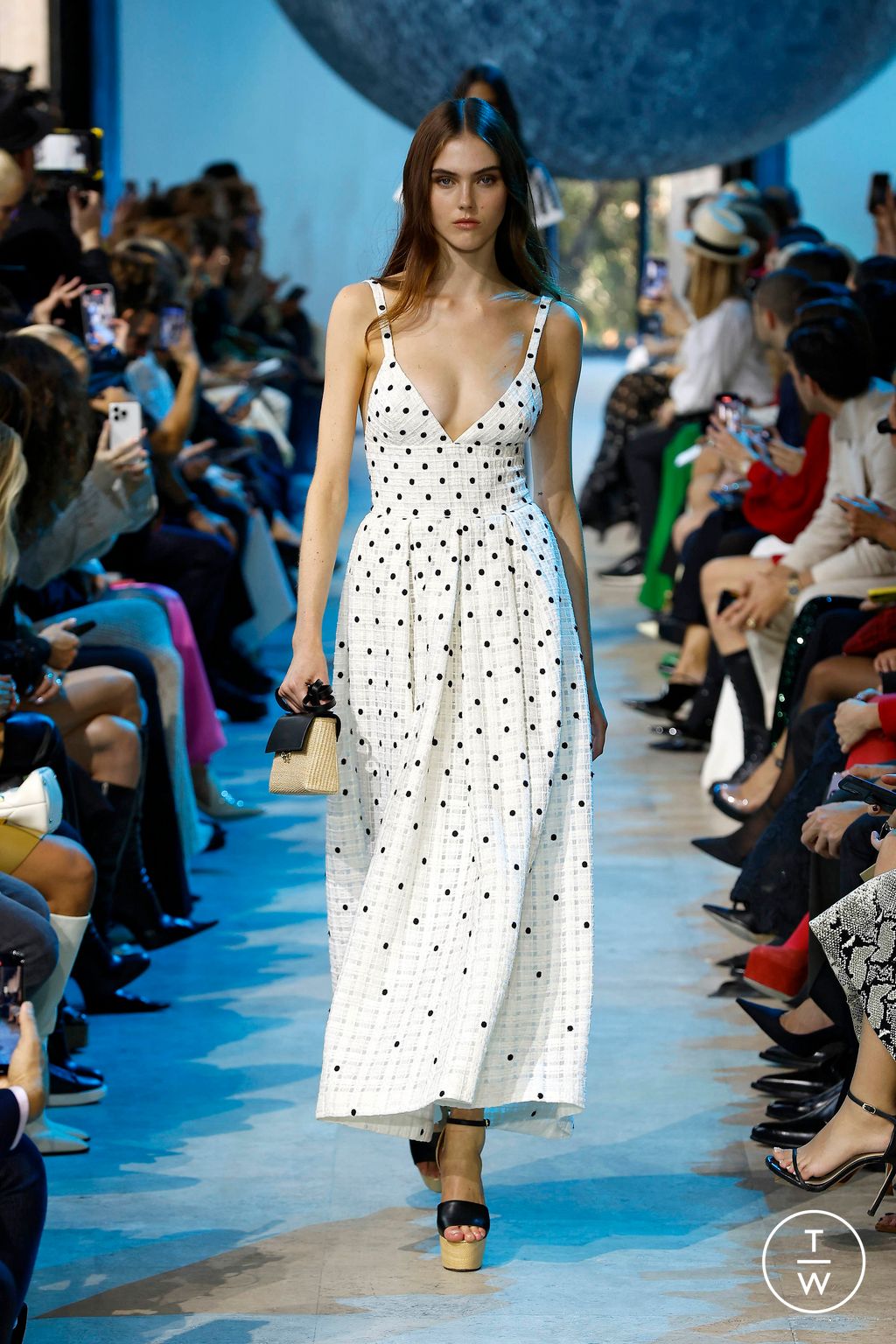 Fashion Week Paris Spring/Summer 2024 look 4 from the Elie Saab collection womenswear