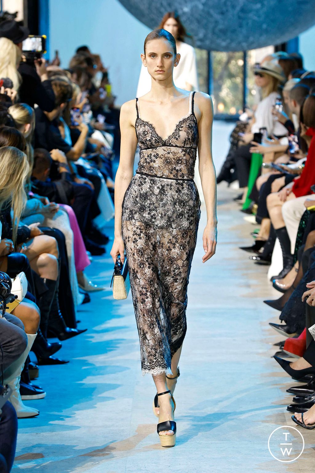 Fashion Week Paris Spring/Summer 2024 look 10 from the Elie Saab collection womenswear