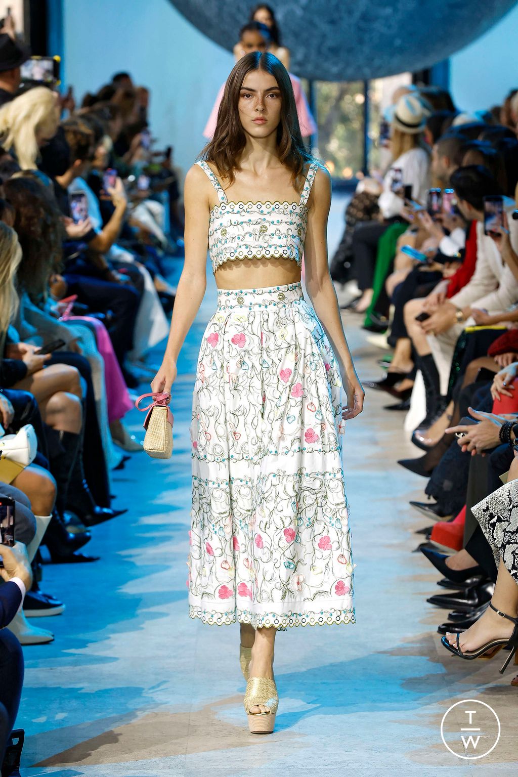 Fashion Week Paris Spring/Summer 2024 look 18 from the Elie Saab collection womenswear