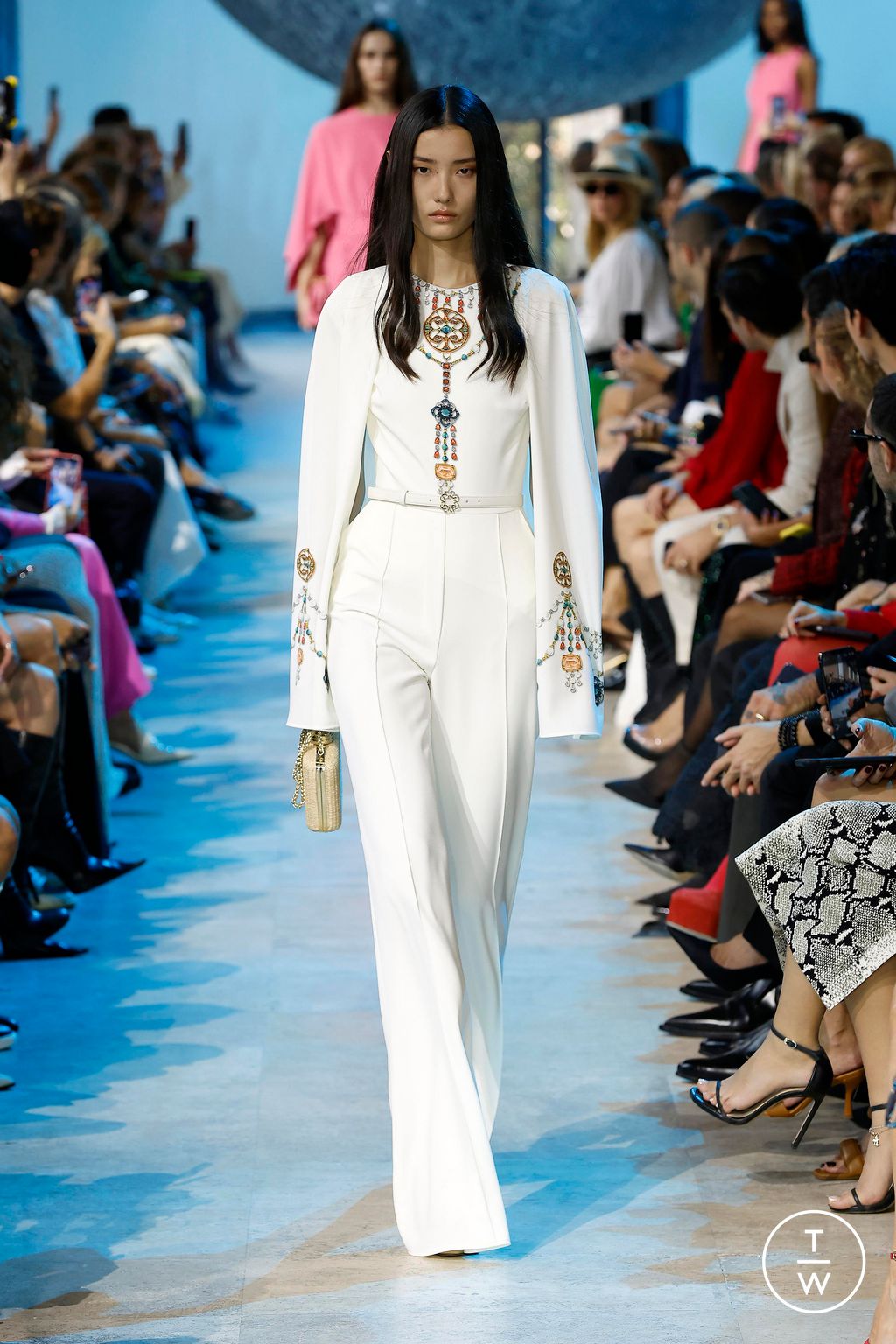 Fashion Week Paris Spring/Summer 2024 look 31 from the Elie Saab collection 女装