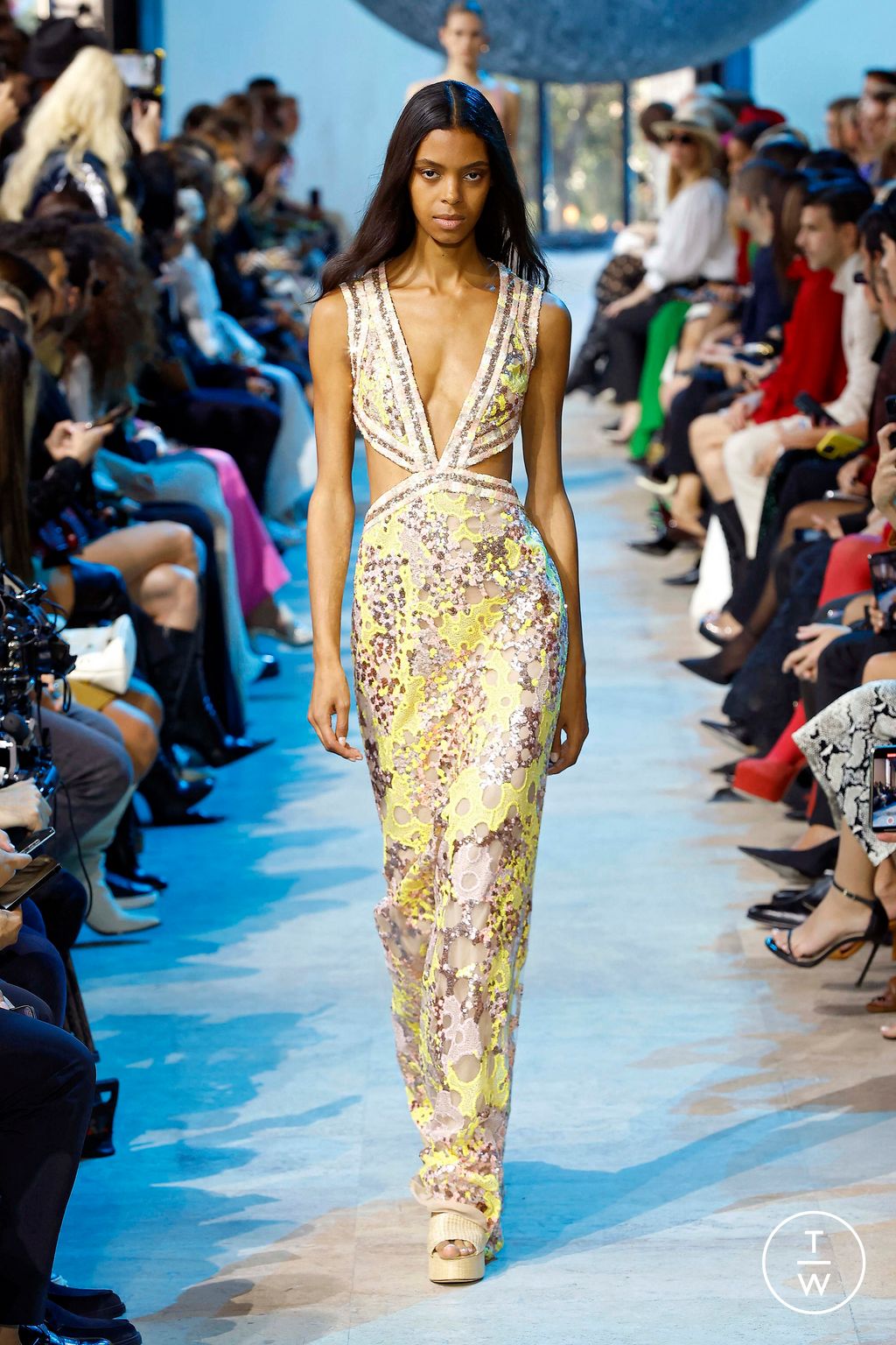 Fashion Week Paris Spring/Summer 2024 look 47 from the Elie Saab collection 女装